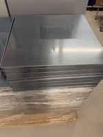 Edelstahl Regalplatte 82 stk. (60x60x2), Gewicht ca. 500 kg.