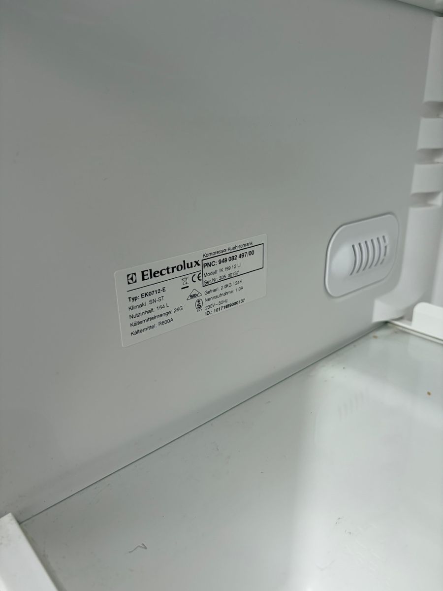 Frigoriferi: Electrolux Einbaukühlschrank IK 155 12 LI – Nuovo (secondo la descrizione) da Effretikon venduto da MilosS 4