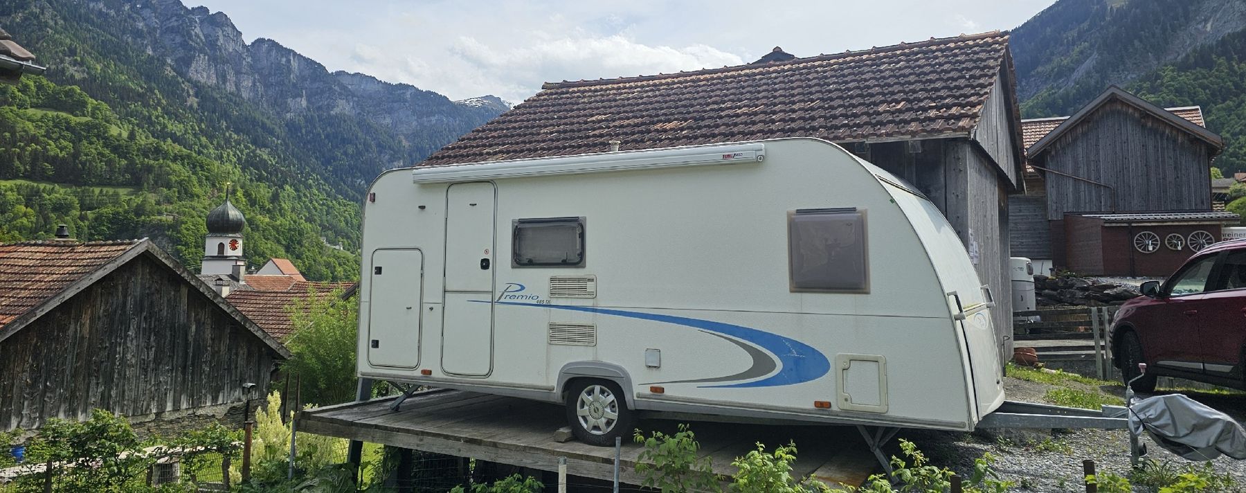 Veicoli da campeggio: Wohnwagen zu verkaufen – Usato da Bad Ragaz venduto da Siracher