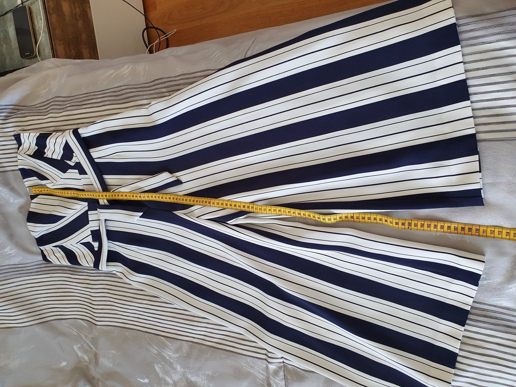 H&M Tute: Trägerloser Jumpsuit – Usato da Zuchwil venduto da mag_mdx5 4