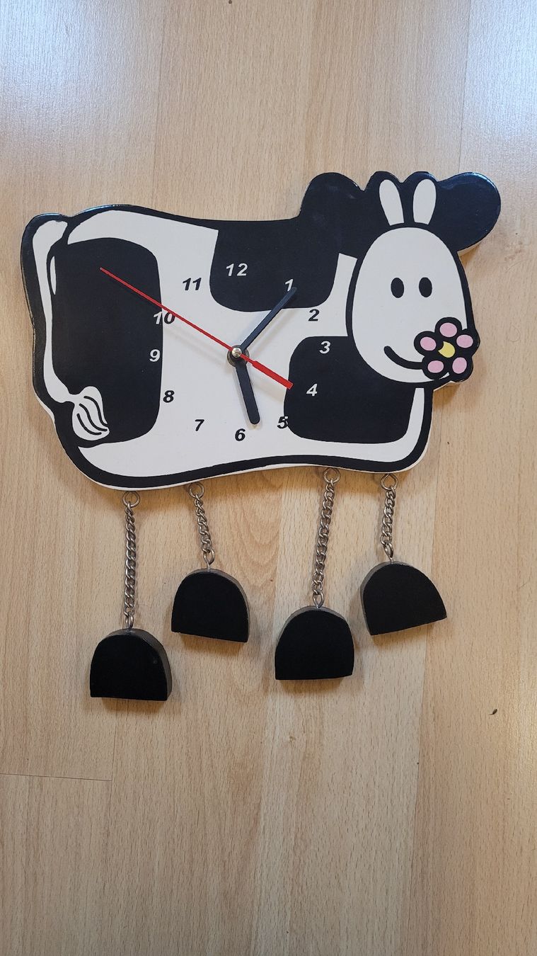 Orologi da terra & Orologi da parete: Horloge mural ludique vache avec fleur – Usato da Bavois venduto da ric_sh6k 1