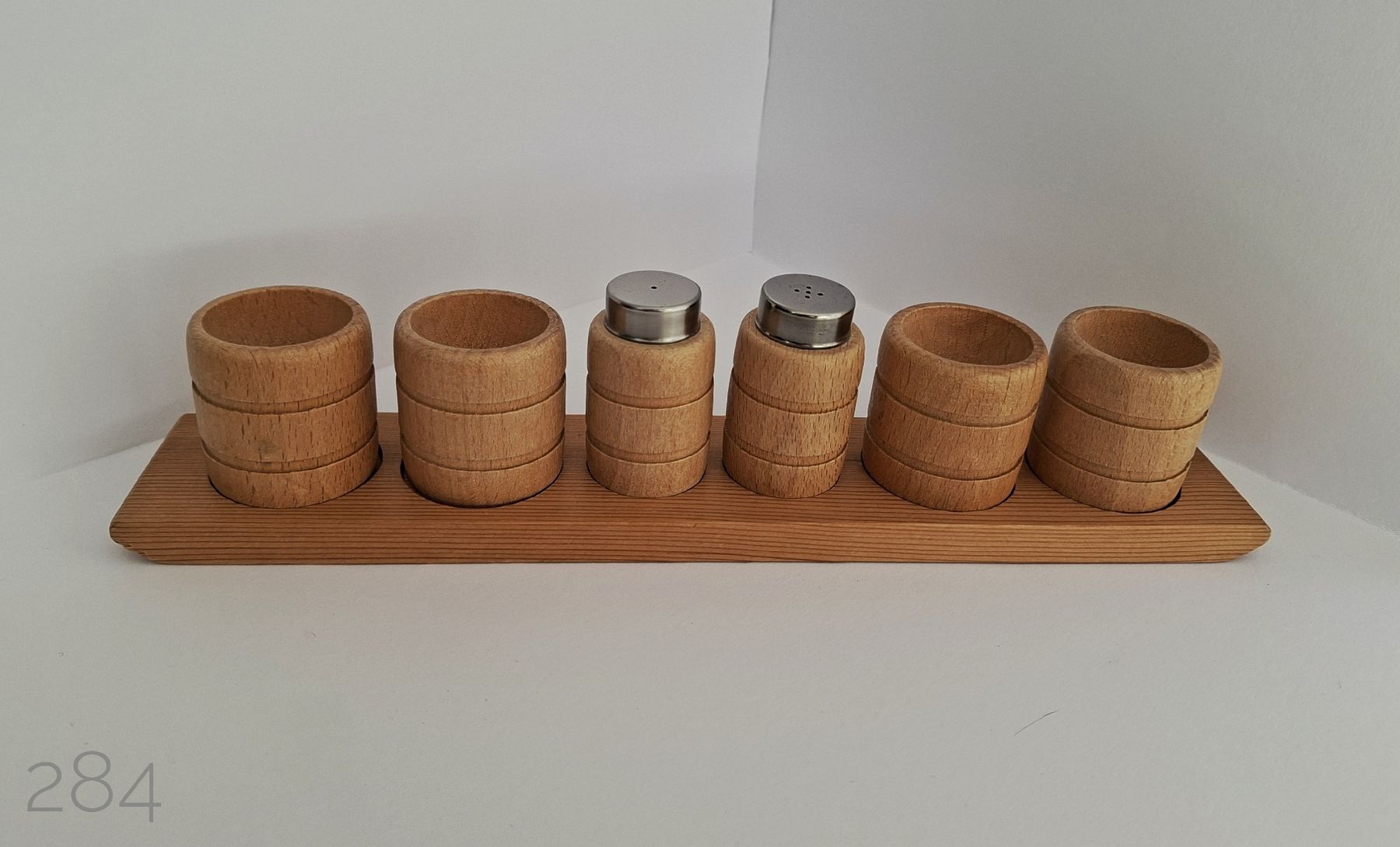 Altre Stoviglie: Vintage 7-teiliges Eierbecher Set aus Holz – Usato da Dietikon venduto da Magi2