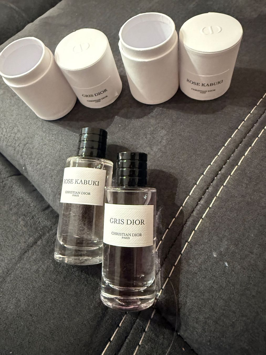 Dior Parfums & Eau de Toilette: Dior Privée parfum 20ml – Neuf (Voir description) à St-leonard par Lilliii