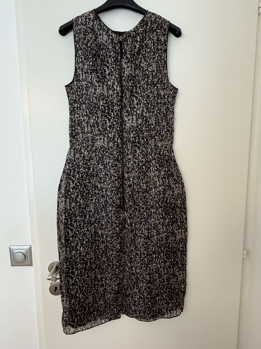 Dolce & Gabbana Robes: Robe D&G imprimée taille 44 fermeture éclair dos – Neuf (Voir description) à La Croix-de-Rozon par ben_9qlz 1
