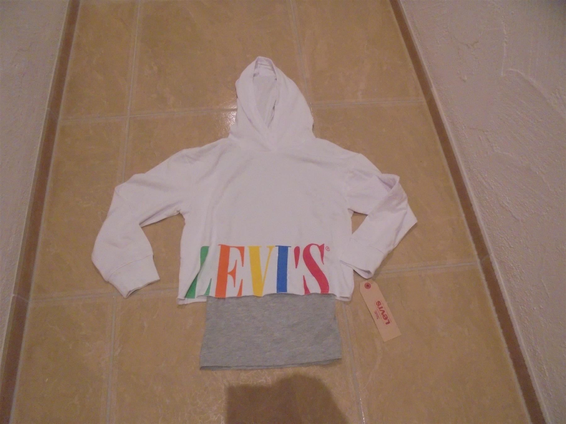 Maglioni & Felpe: Levis neuer c cooler Pulli, 14J 158 – Nuovo e nell'imballaggio originale da Klingnau venduto da Markus14
