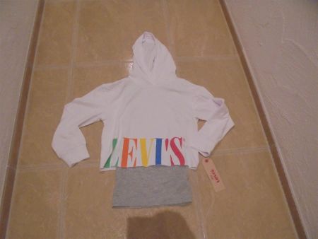 Levis neuer c cooler Pulli, 14J 158
