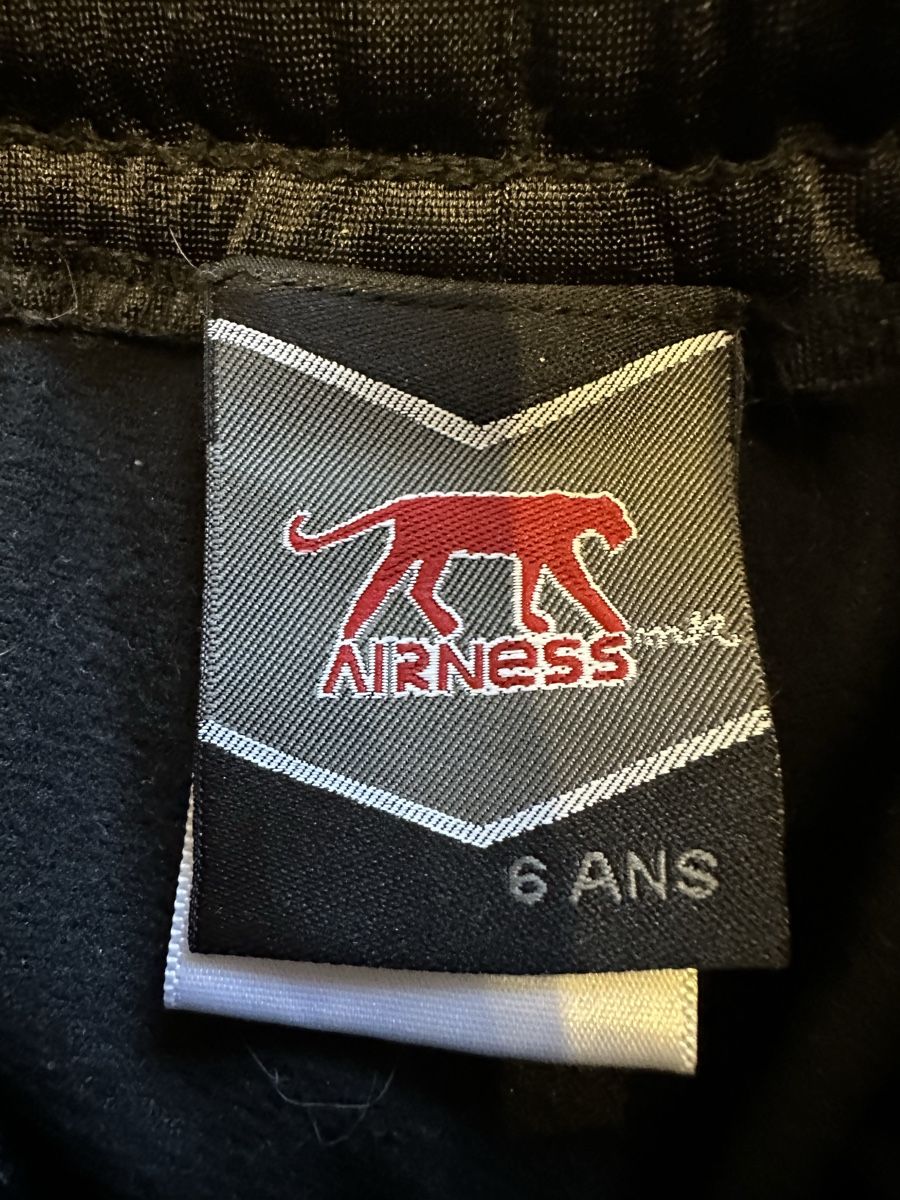 Pantaloni: Training airness fille T.6ans – Usato da Le Brassus venduto da lionete02 4