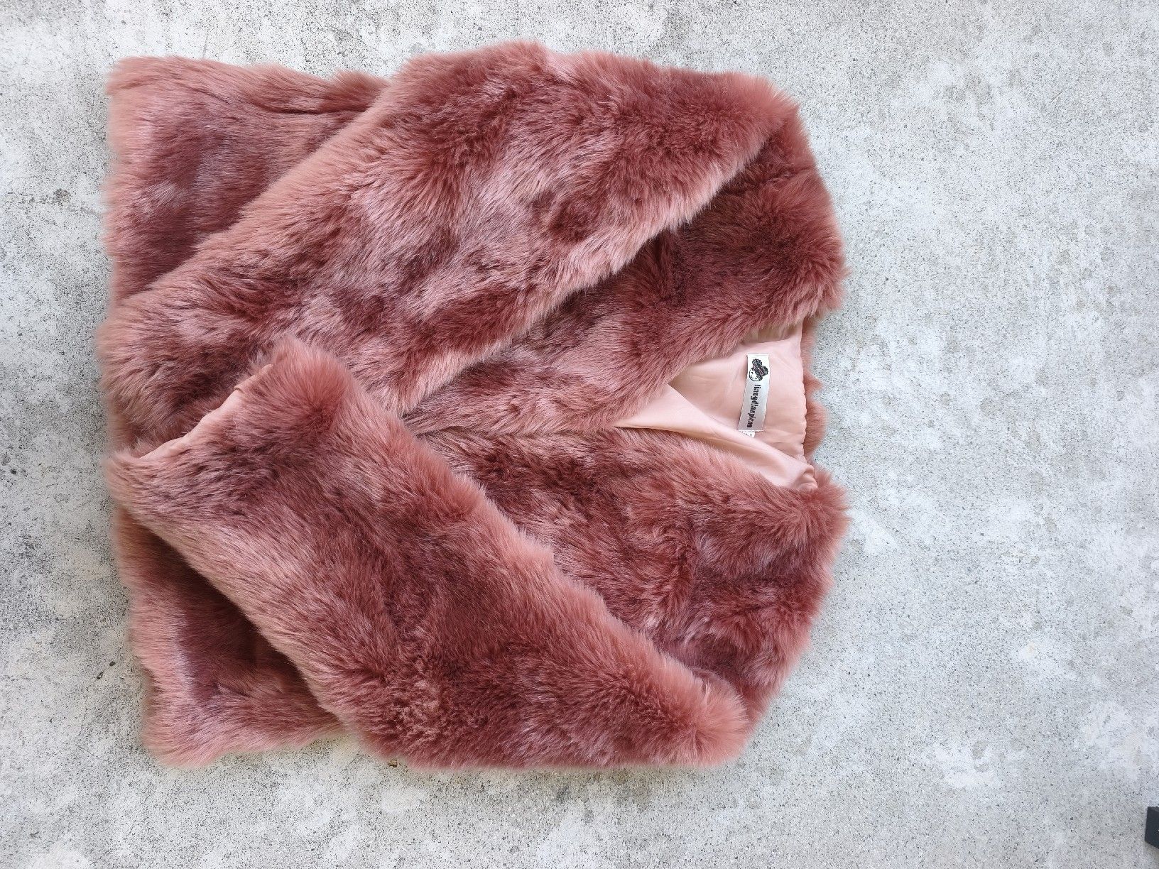 Jacken: Kunstfelljacke rosa – Gebraucht aus Schaan von Sarahvo13 2