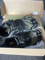 vibram 5fingers. G38