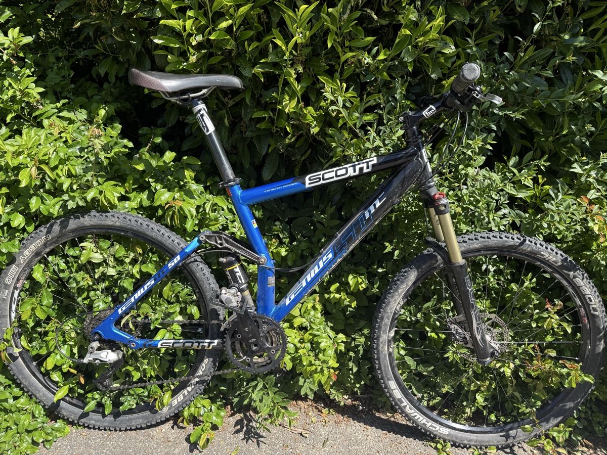 Scott Biciclette: Scott Genius MC marathon M blau/schwarz – Usato da Wiesendangen venduto da lurobas 2