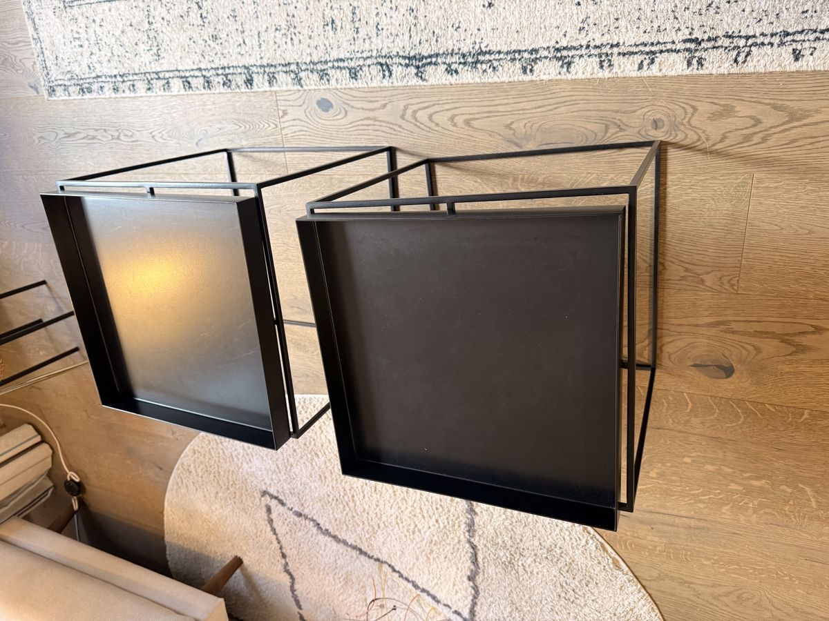 Nachttische: 2x HAY Tray Table quadratisch - schwarz – Gebraucht aus Zürich von AH8001 1