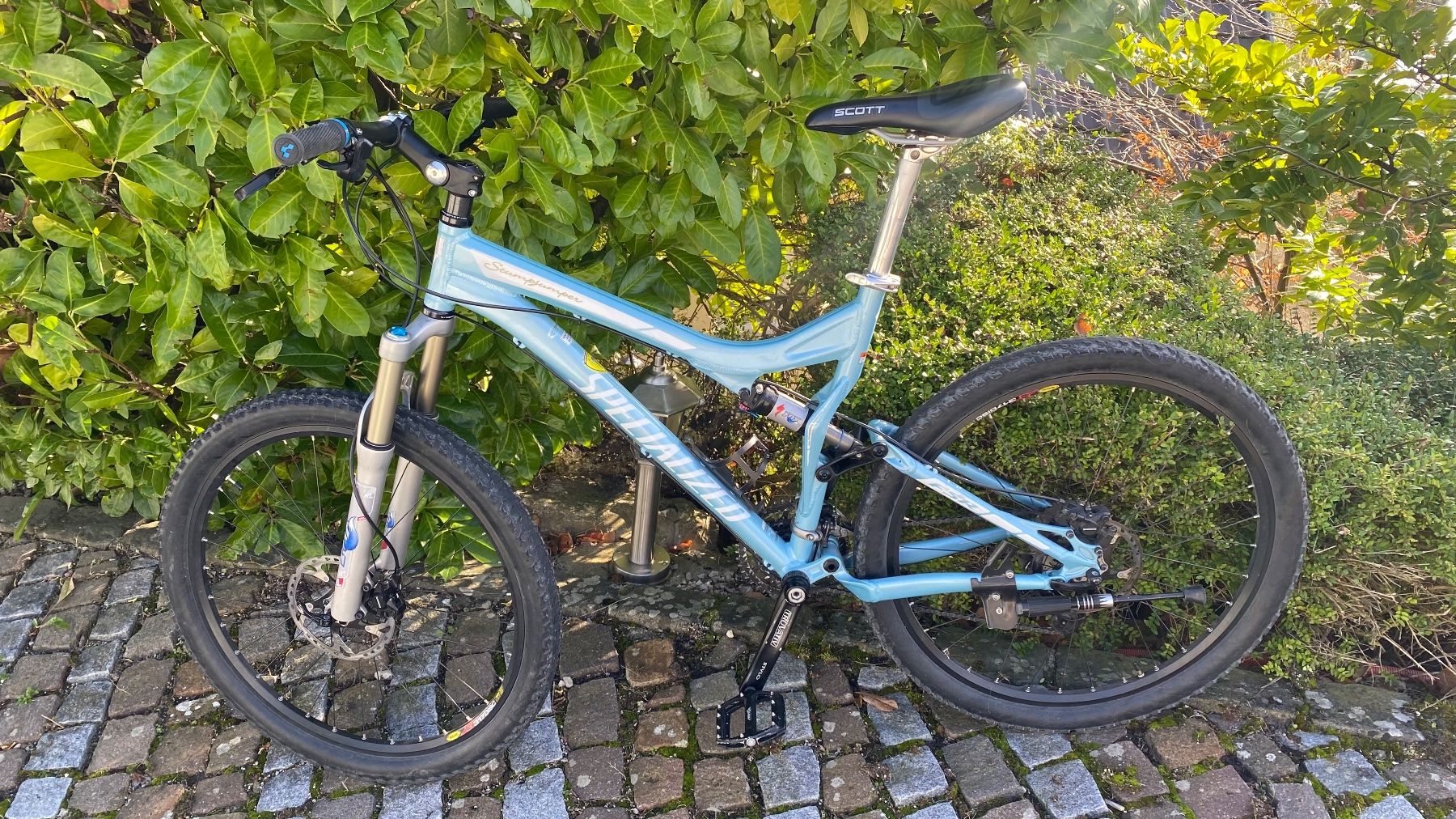 Specialized Velos: Zum Verkauf steht ein  gebrauchtes Specialized Stumpjumper – Gebraucht aus Tüscherz-Alfermée von president02