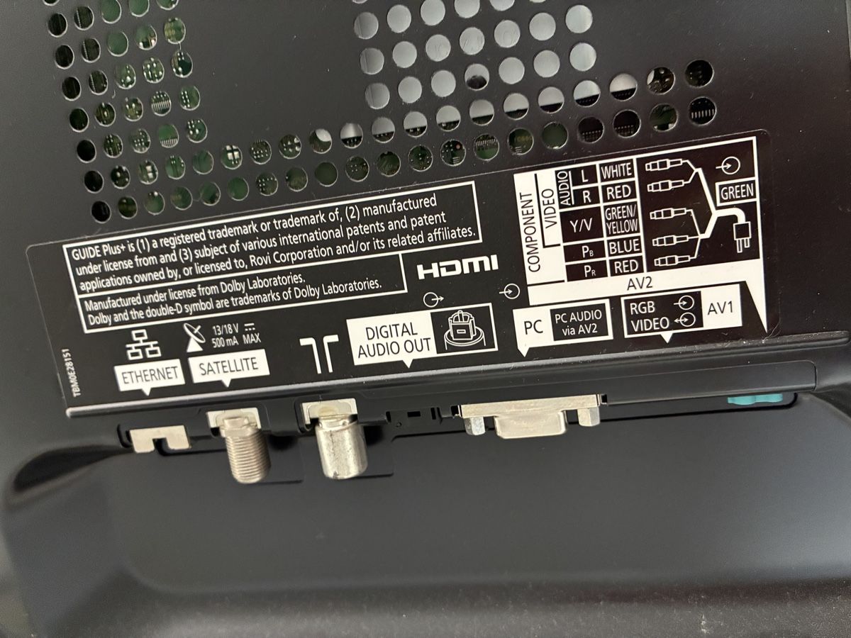 Fernseher: Fernseher Panasonic – Gebraucht aus Luzern von Mariot1991 3