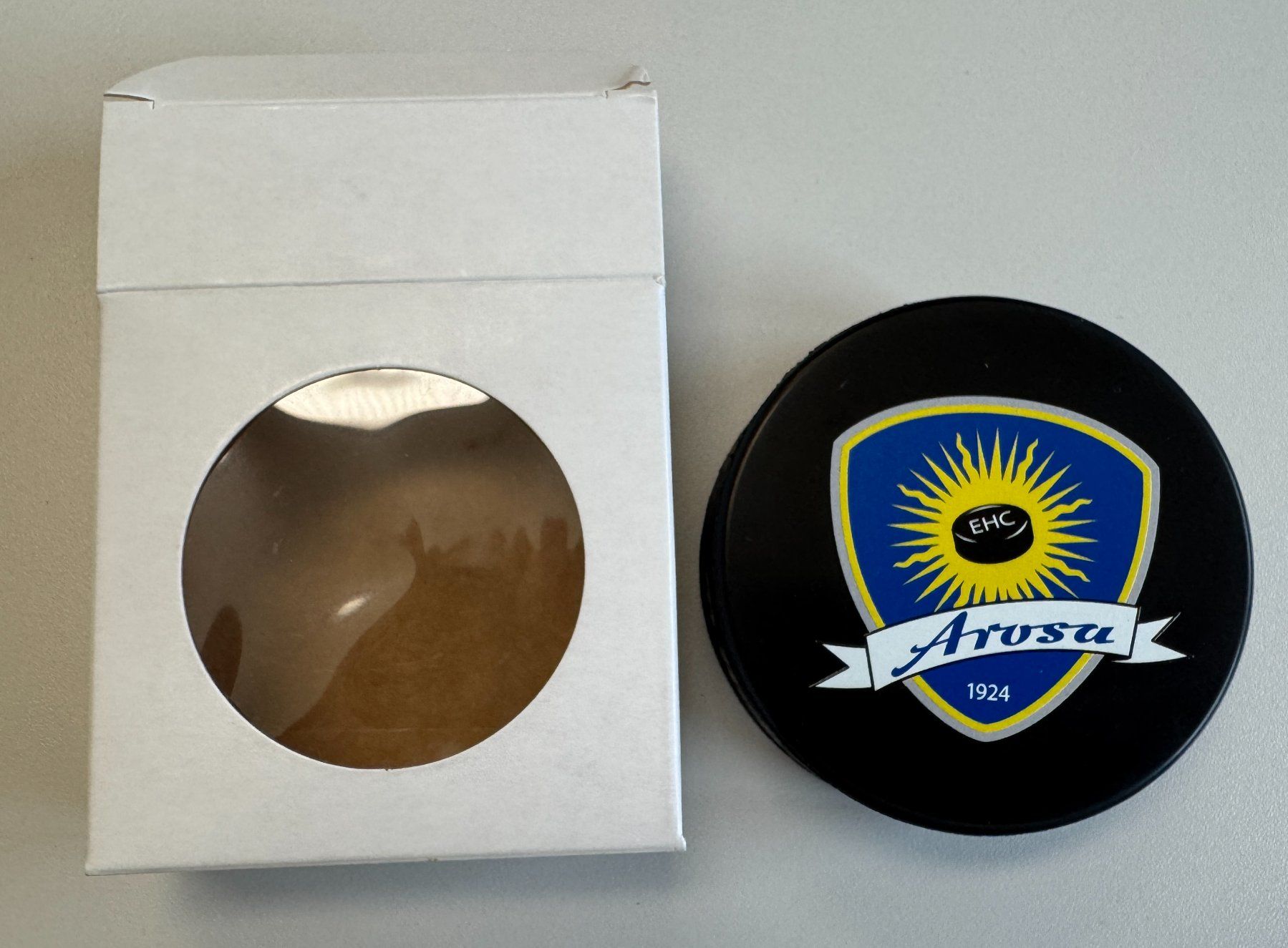 Palloni: Burger King EHC Arosa Puck – Nuovo e nell'imballaggio originale da Winterthur venduto da YaV