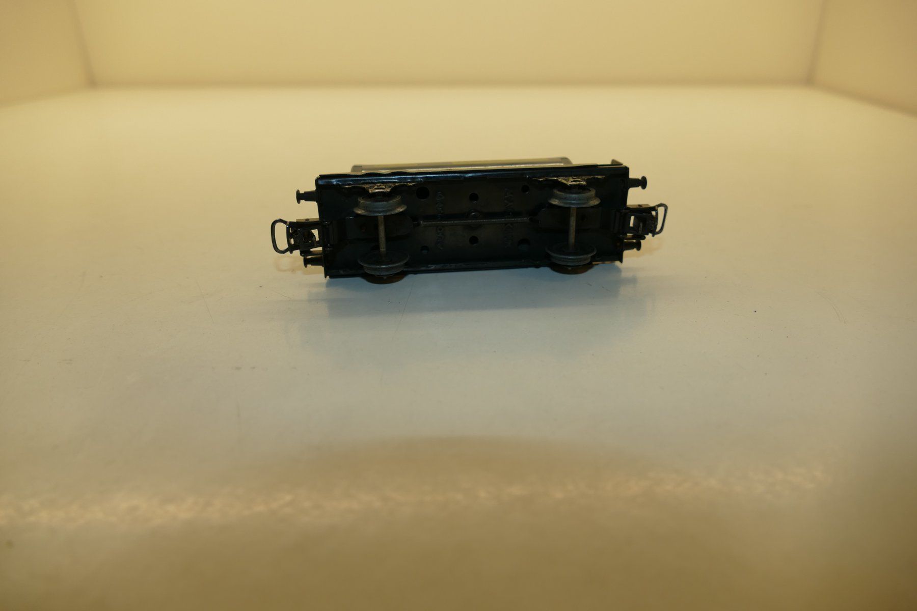 Märklin Modellini di ferrovie: Primex H0: Kesselwagen Heizoel – Usato da Niederhasli venduto da rail-duerst 3