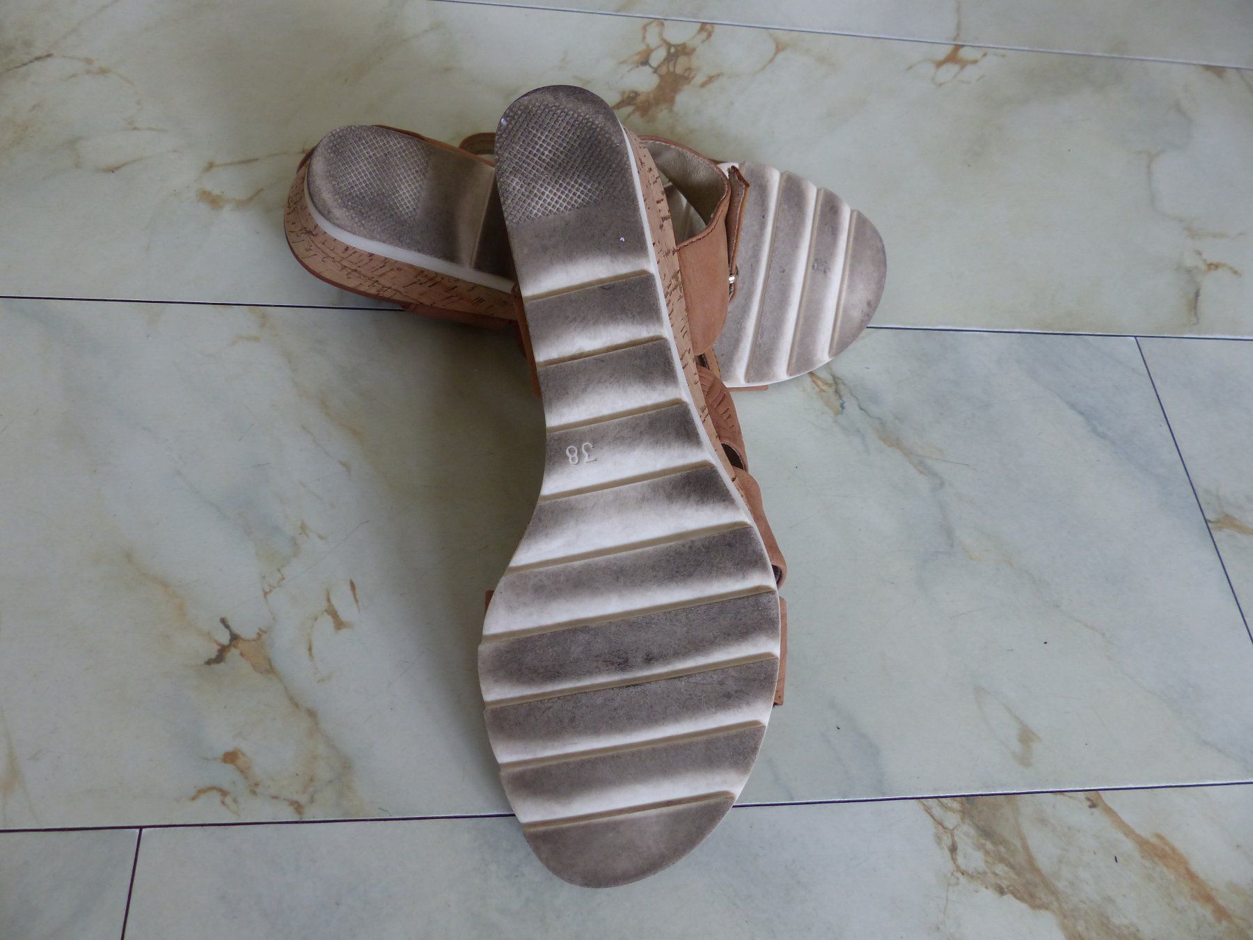 Scarpe da donna: Marco Tozzi Sommerschuhe Gr. 38 / Leder – Usato da Ostermundigen venduto da Phoenix64 3