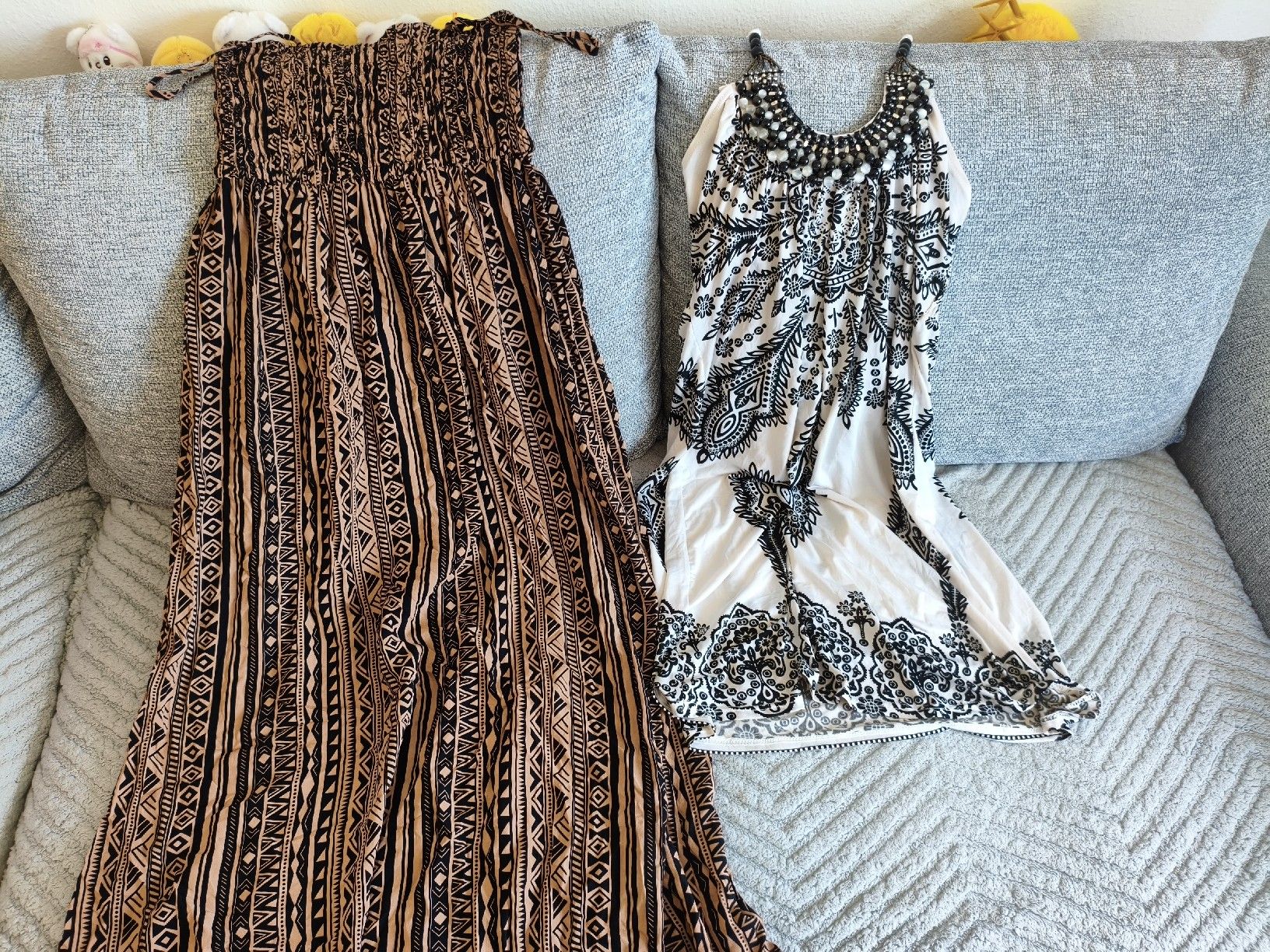 Lotti di vestiti: Lot 2 robes S/M – Usato da Lausanne venduto da IseeIceasCream