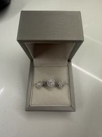 Diamantschmuckset (Ring Grösse 56 & Ohrstecker)