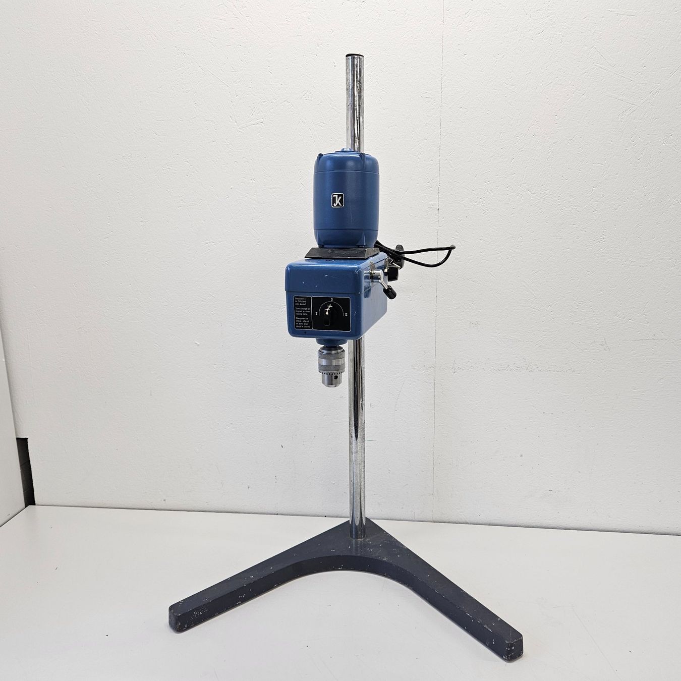 Accessori da laboratorio: IKA RW27W Überkopfrührer – Usato da Niederdorf venduto da LeptonAG_Labor 1