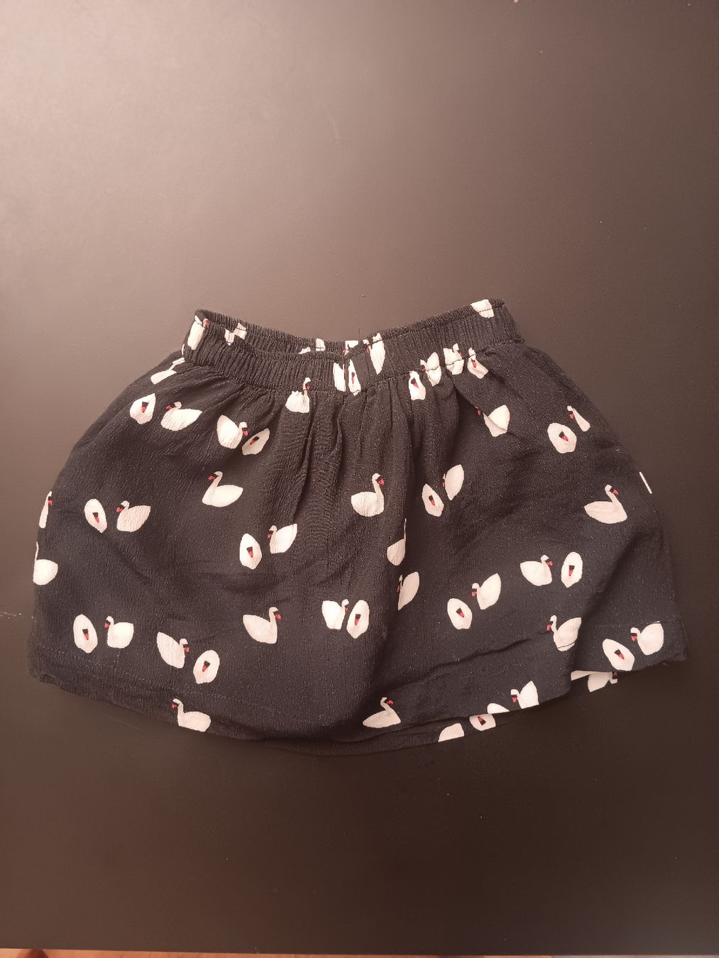 Vestiti & Gonne: jupe enfant taille 86/92 – Usato da Lausanne venduto da Grabock 2