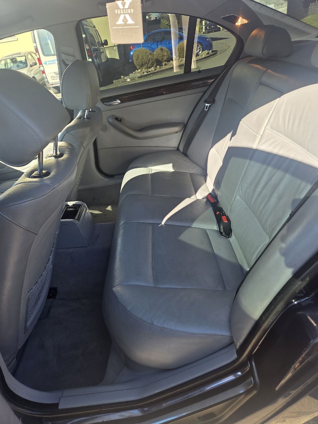 BMW Automobili: BMW 325xi Autobat Ab MFK – Usato da Buchs AG venduto da aar_9hnt 1