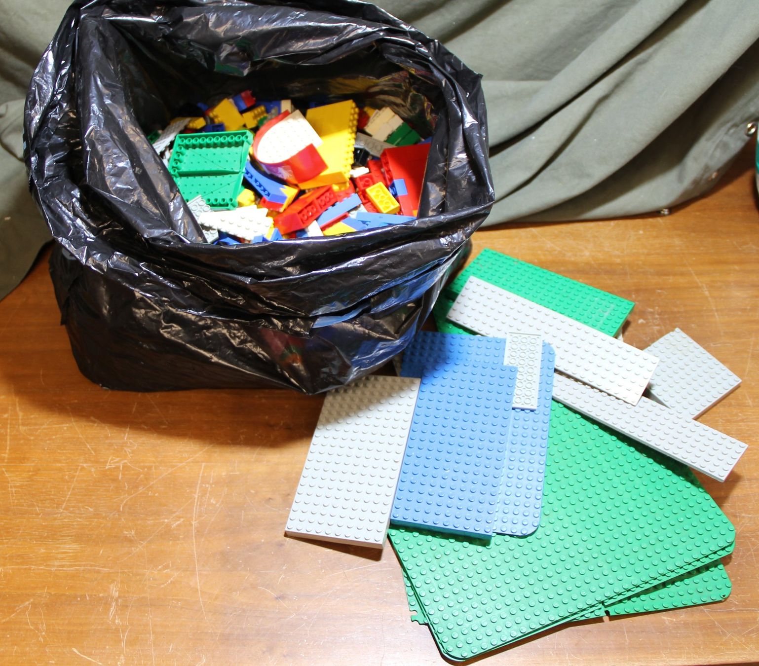 Lego Kit di costruzioni: LEGO Classic, 3,7 kg – Usato da Belp venduto da Tomsek