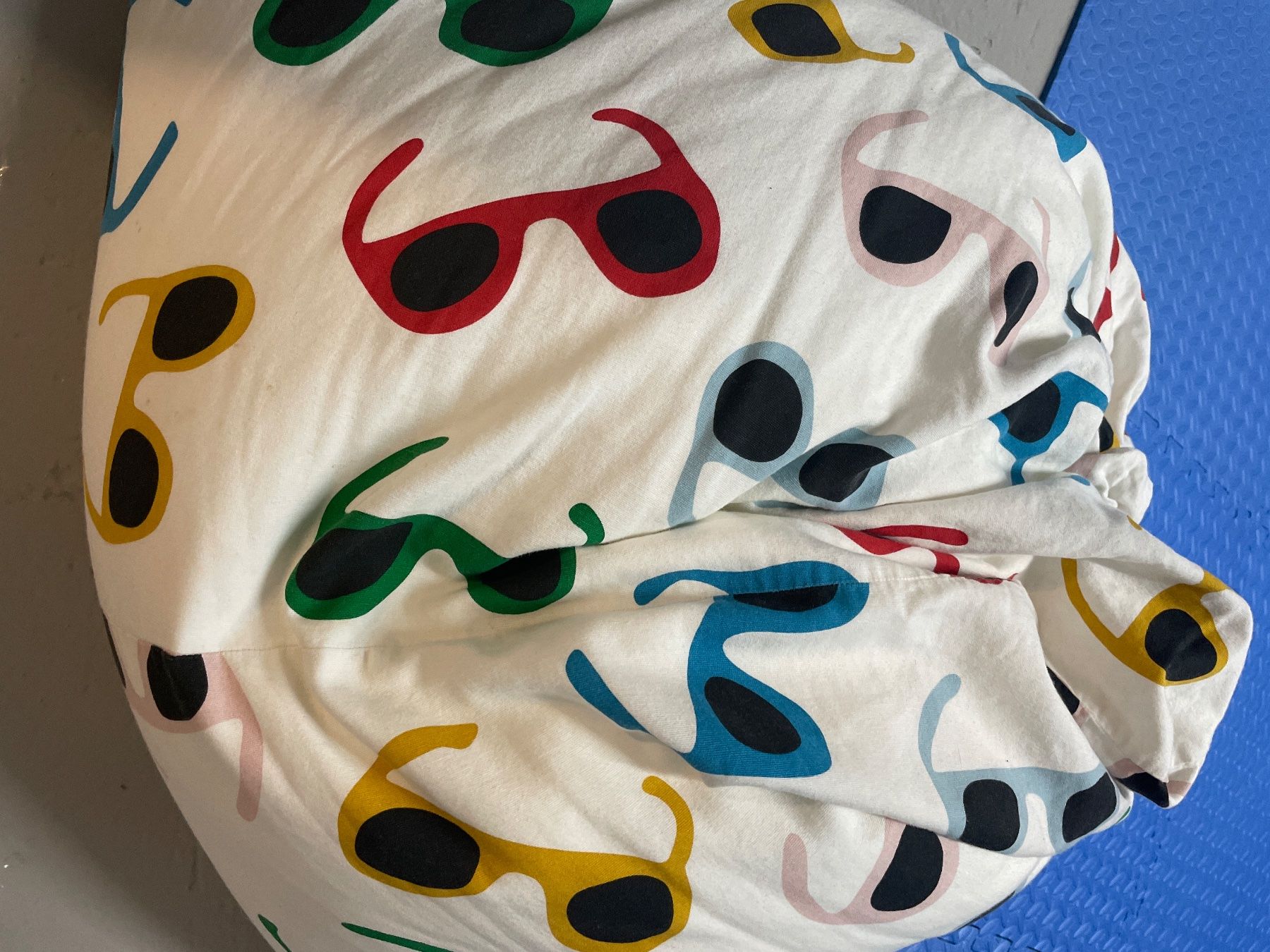 Materiale di riempimento: Sitzsack mit Styroporperlen – Usato da Horgen venduto da Abeille80