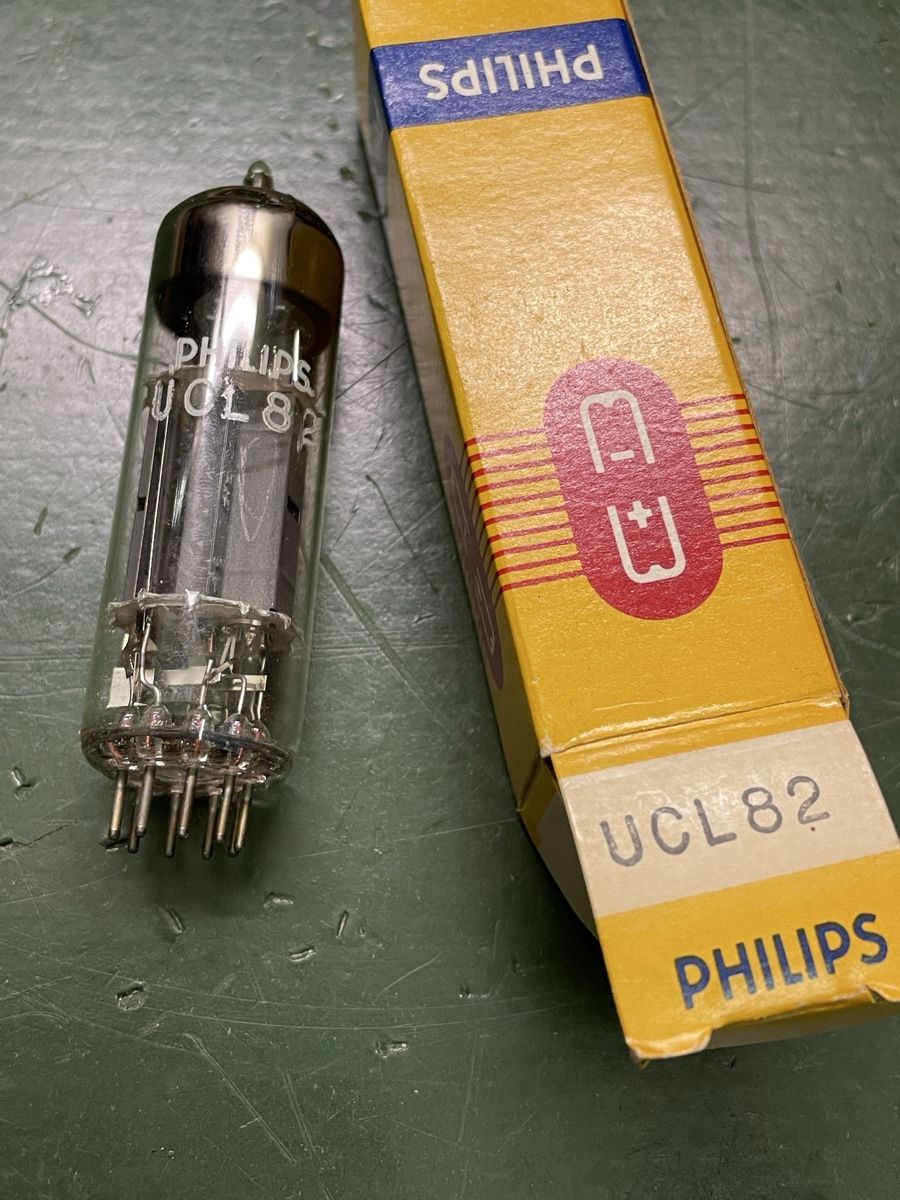 Philips Composants électroniques: UCL82 Philips  – Neuf (Voir description) à Oftringen par Jradioman