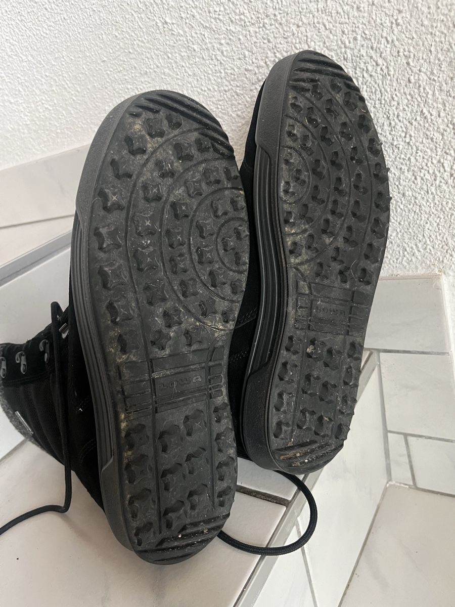 Lowa Scarpe da uomo: Winterschuhe - Lowa – Usato da Jonschwil venduto da Julie1696 3