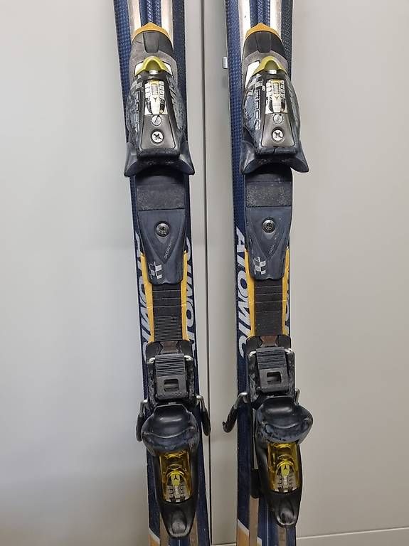 Skis: M2TRON-Ski, 164 cm – D'occasion à Steffisburg par nat_zm6h 1