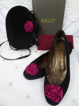 VINTAGE LEATHER BAG BLACK ROSE & BALLERINAS SWISS BALLY