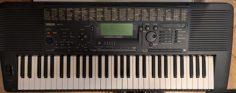 Yamaha PSR-520 inkl. Ständer (Gebraucht) in Zürich für CHF 50 – nur ...
