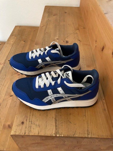 Asics Chaussures femmes: Sneaker Asics – Neuf (Voir description) à Malters par Boxer18 2