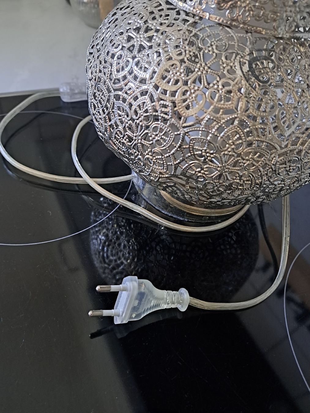 Lampen: tischlampe silber inkl glühbirne – Gebraucht aus Pfungen von livilain 3