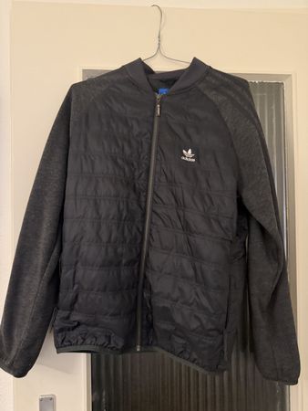 Veste Adidas noire grise manches longues taille S occasion