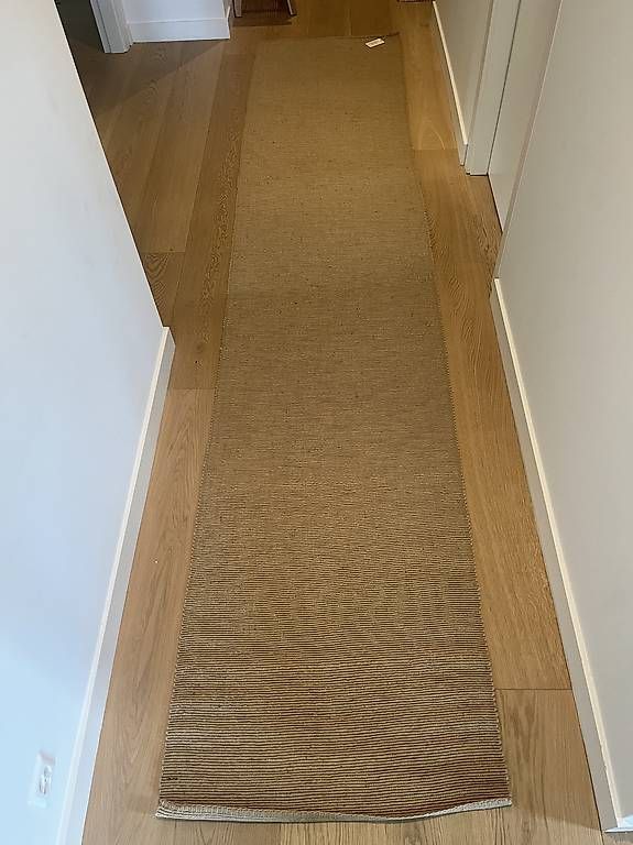 Tappeti: Tapis couloir Dharma Door – Usato da Le Grand-Saconnex venduto da gia_k2vw