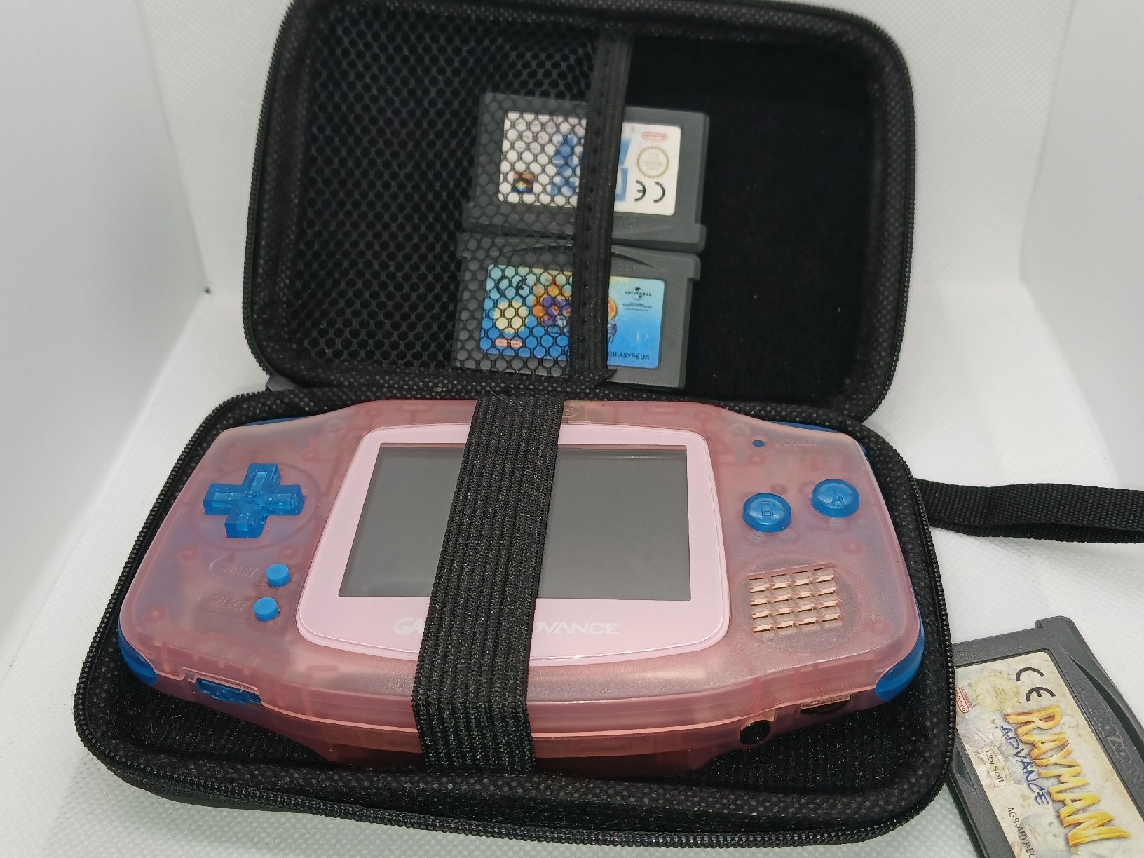 Nintendo Consoles: Nintendo Game Boy Advance ecran couleur ITA+Jeu Rayman – D'occasion à Penthalaz par Allgoodsuisse 7