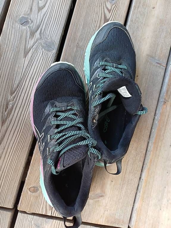 Asics Herrenschuhe: Asics Trabuco Trailrunning – Gebraucht aus Zürich von jjud 3