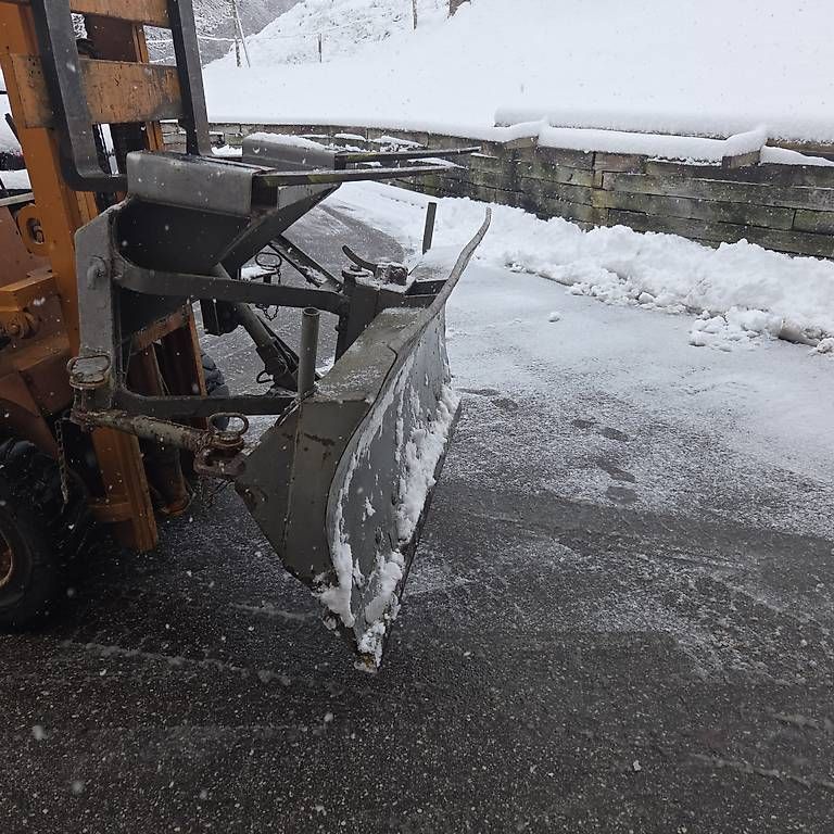 Sgombero neve: Lame chasse-neige – Usato da Le Bry venduto da Mcdistribution 1