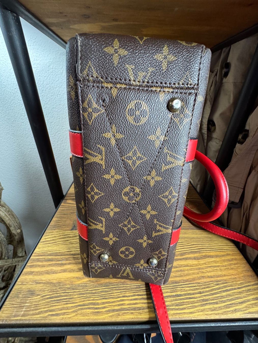 Louis Vuitton Taschen für Damen: Louis Vuitton Soufflot Tasche – Gebraucht aus Zürich von Privat4444 4