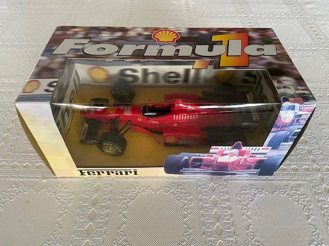 Ferrari Modellini d'auto: voiture Ferrari – Nuovo e nell'imballaggio originale da Ursy venduto da DK8