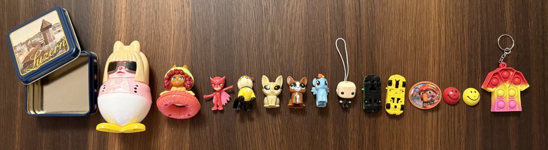 Giocattoli: kleine Plastikfiguren – Usato da Luzern venduto da isa_27cg 1