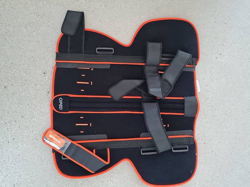Appareils médicaux: Knieorthese universal SUPROknee – D'occasion à Sirnach par isabell1702 2