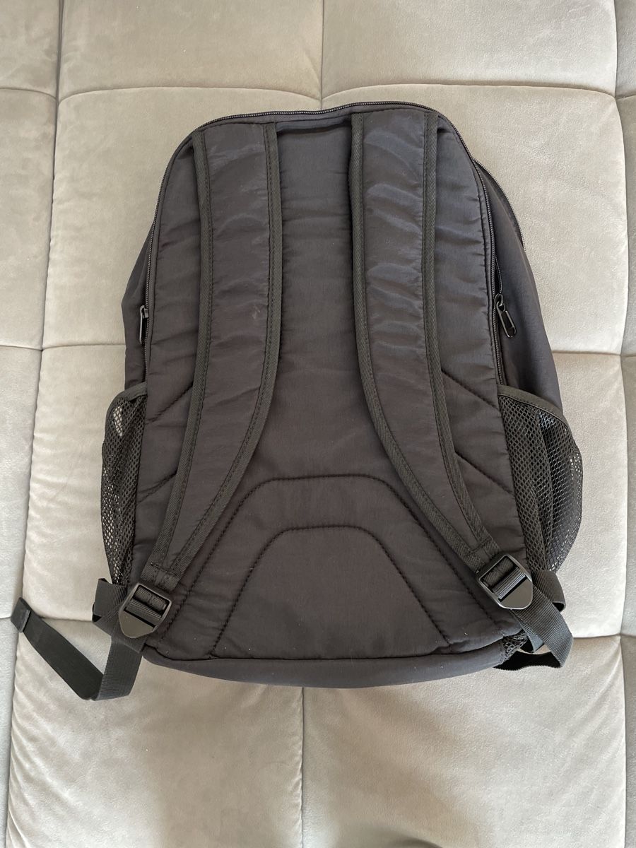 Rucksäcke: Schwarzer Rucksack – Gebraucht aus Neuhausen von kak_5bnw 2