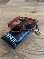 Sonnenbrille
