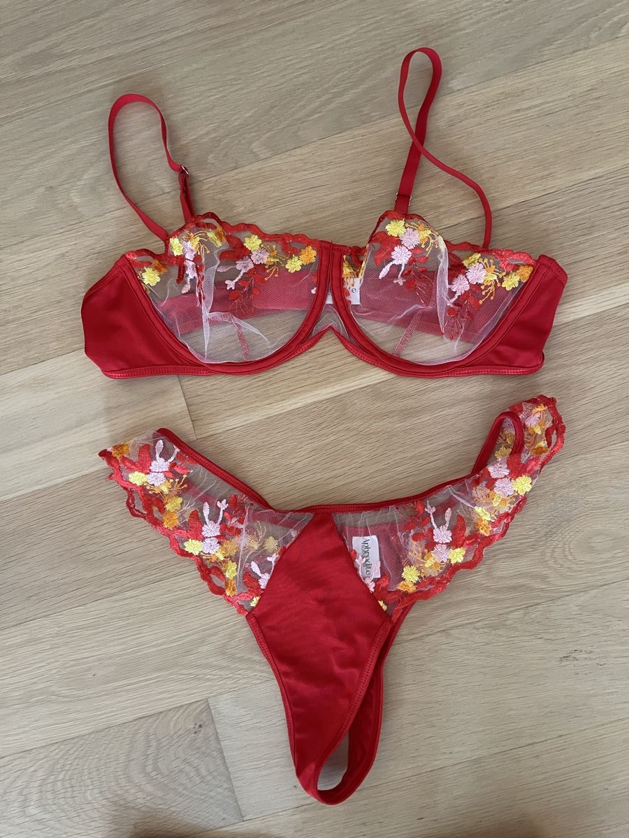 Altra biancheria intima: Aphroditelingerie.ch Set – Nuovo (secondo la descrizione) da Neuhausen am Rheinfall venduto da dinkel.dorothea 1