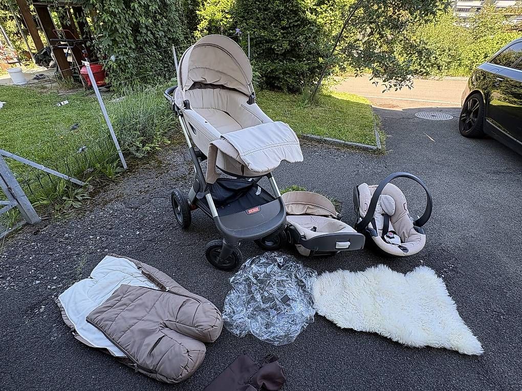 Carrozzine: Stokke Kinderwagen Komplettset  – Usato da St. Gallen venduto da chr_83
