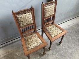 2 Stühle antik, Holz, Bezug Jugendstil Vintage Look Nussbaum