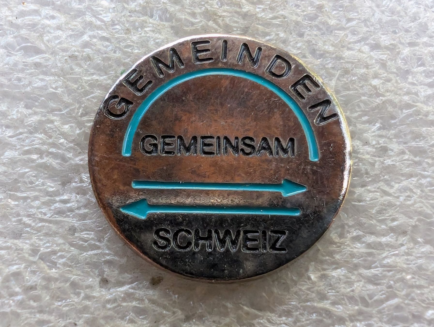 Plaketten & Abzeichen: Ansteckpin 45: Gemeinden Gemeinsam Schweiz – Gebraucht aus Oppligen von Pin-Fall-Shop