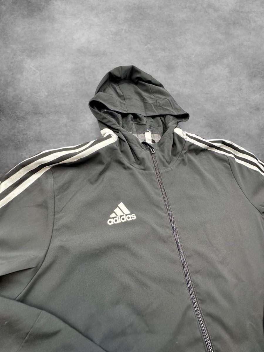 Adidas Jacken: Adidas jacket – Gebraucht aus Erlinsbach SO von TogaResell 1